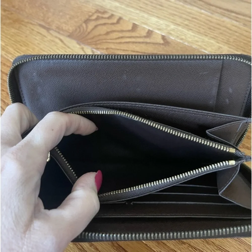 Louis Vuitton LV Long Wallet Zippy‎ Organizer Brown Damier